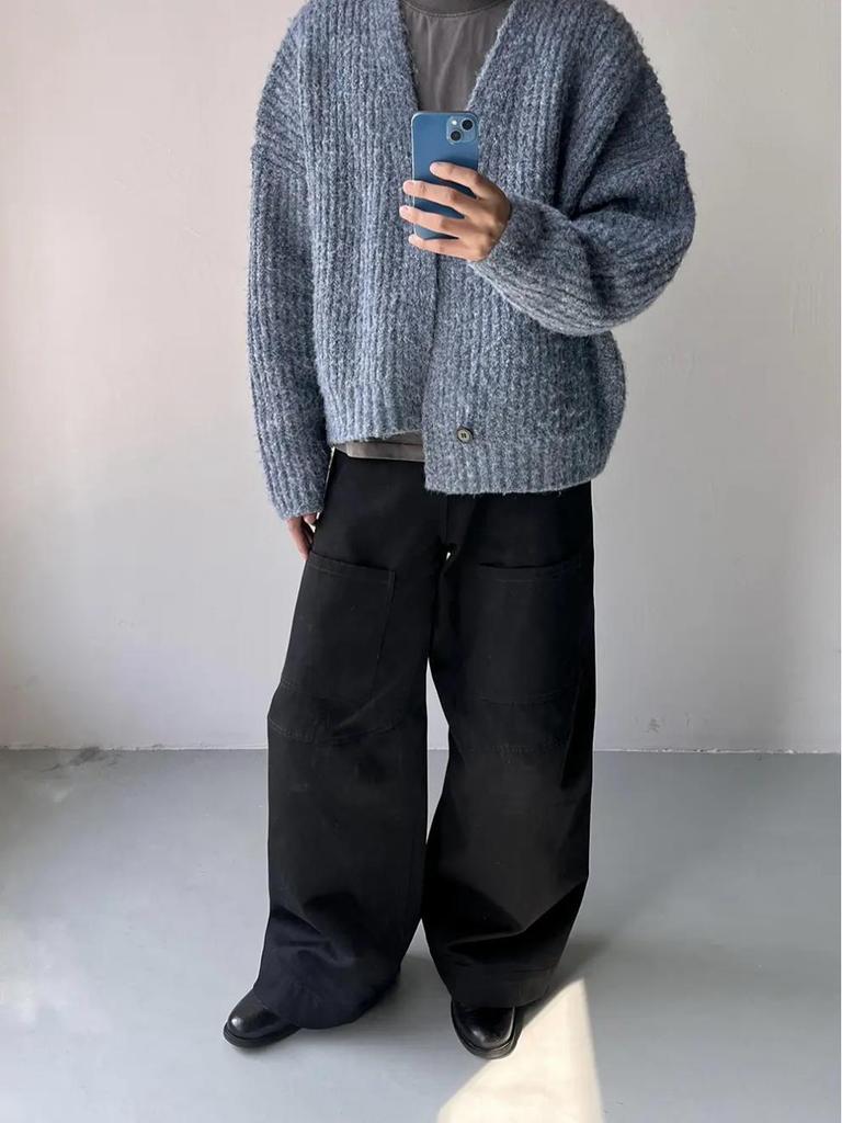 Retro Hong Kong Style Men's Cardigan Sweater: Versatile Casual Knitwear for Autumn and Winter