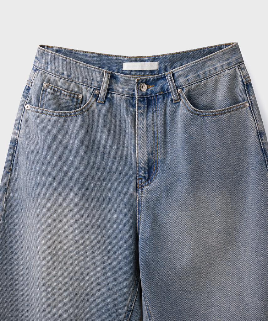 Beulaendideu Bermuda Denim Shorts [Light Blue]