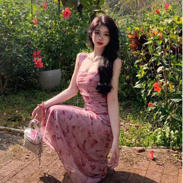 2025 Summer French Pink Chiffon Floral Slim Fit Camisole Dress