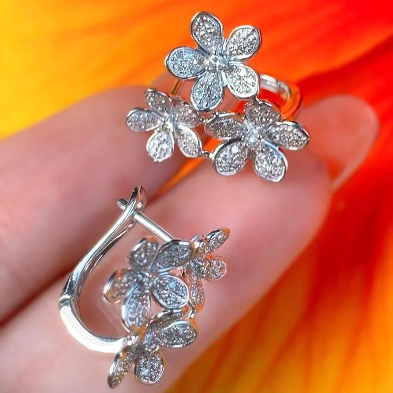 

CAOSHI Gorgeous Flowers Hoop Earrings for Women Silver Color Sparkling Cubic Zirconia Wedding Accessories Party Elegant Jewelry