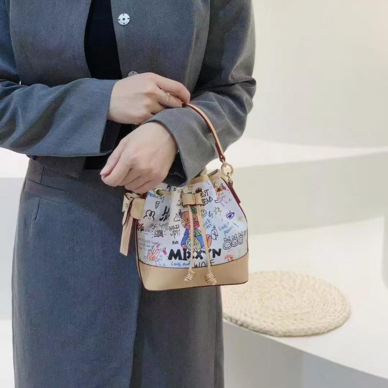 Graffiti Bucket Bag Women 2025 Single Shoulder Messenger Bag Hand-held Vegetable Basket Fashionable All-match Handbag