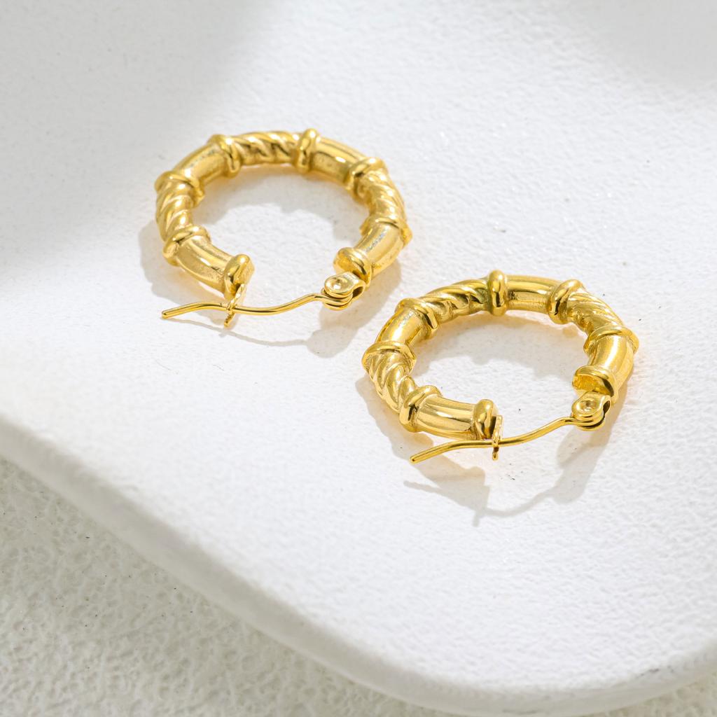 French Retro Knot Circle Earrings Women'S Plated 18K Gold Titanium Steel Earrings Do Not Fade Christmas Gift