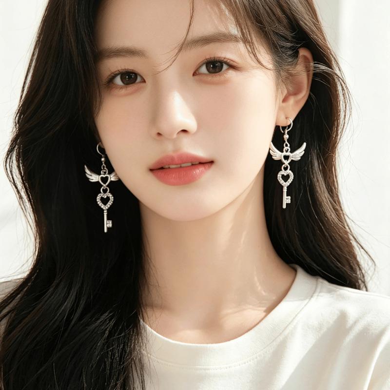 Japanese Sweet Rhinestone Heart and Angel Wings Earrings
