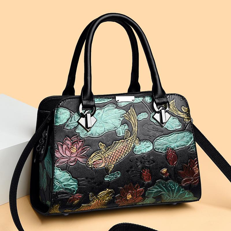 Damska torebka Retro Szczęśliwa Ryba dla Mamy w Średnim Wieku Torba Jednoramienna Crossbody Wytłaczana Torba w Etnicznym Stylu