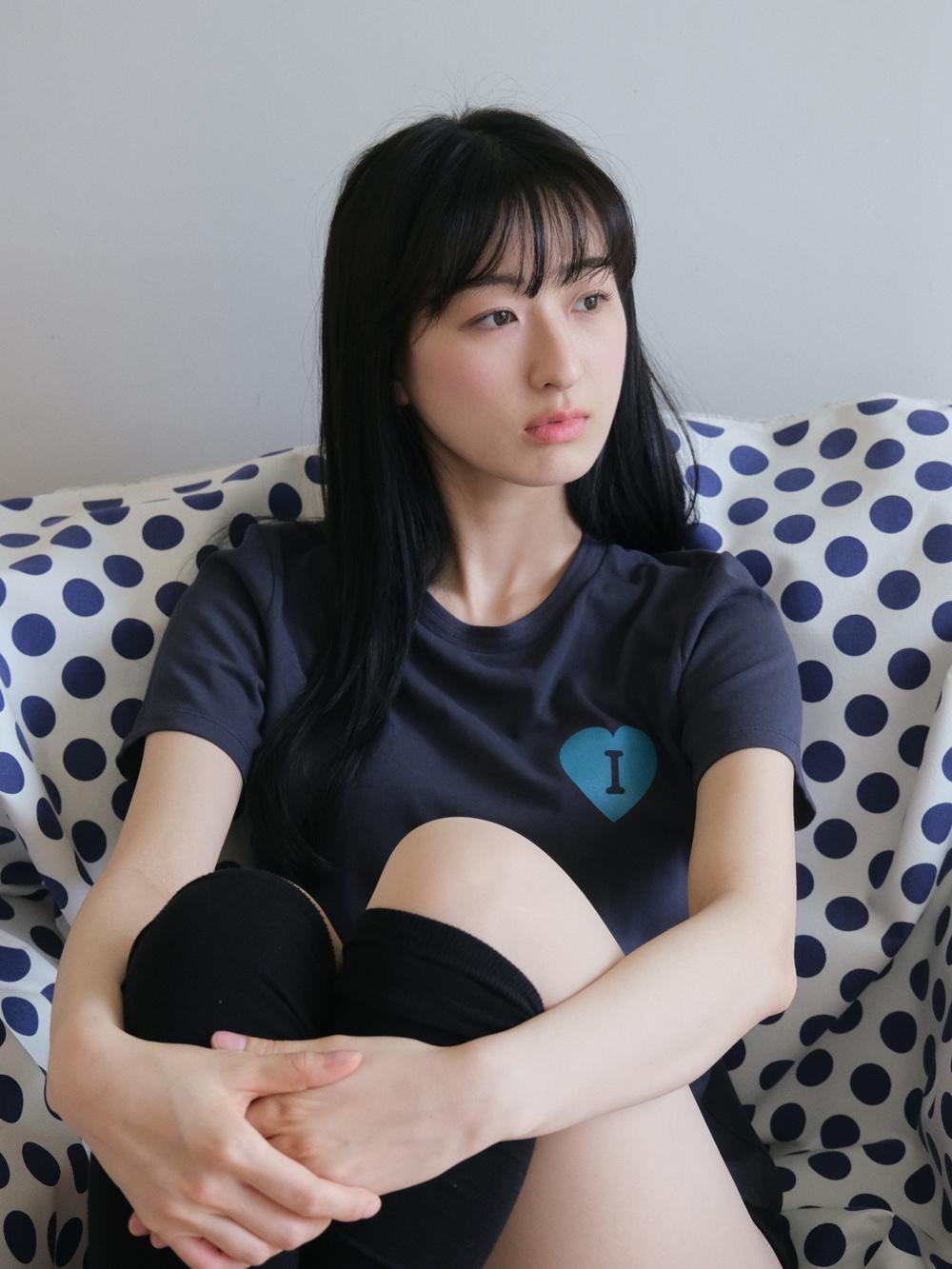 Aisseommeoli Heart Logo T-Shirt - Deep Navy [Heart Logo T-Shirt Deep Navy] Navy