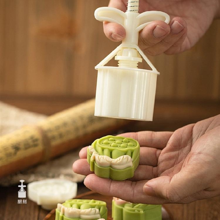 Flower Pattern Moon Cake Maker Mold MidAutumn Pastries Tool Cookie Dessert Cutter Hand Pressure Moon Cake Mold Easy Clean