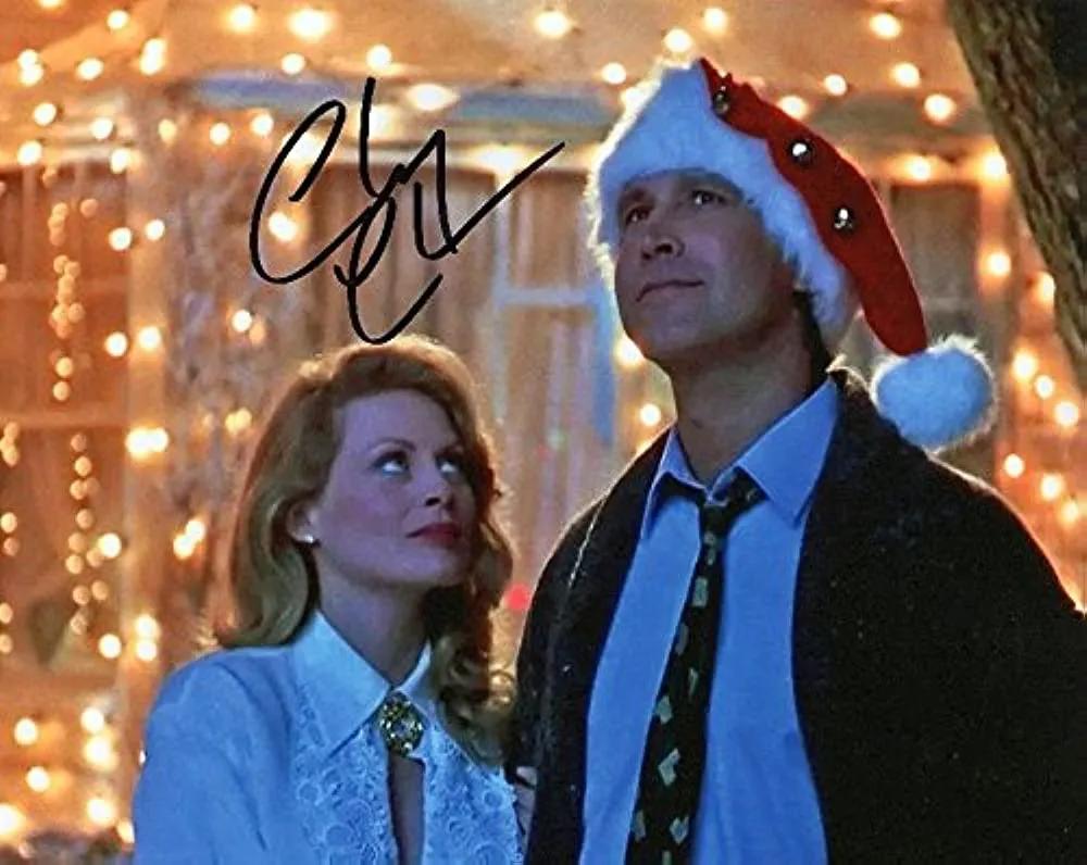 Photo Chevy Chase Signed Autographed 8 x 10