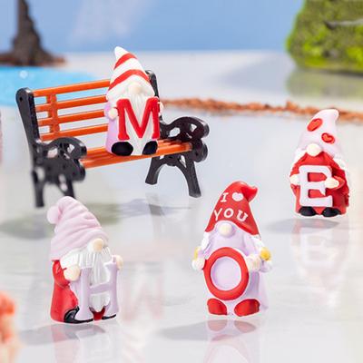 4 st Minignomdekorationer Harts Små Hemgnomer Samlarobjekt Miniatyrgnomfigurer för DIY-hantverk Sagoträdgård Festfavoriter Tillbehör