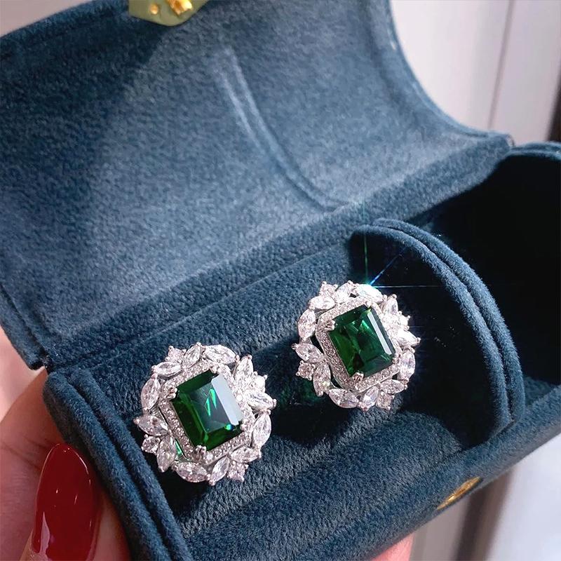 Huitan Exquisite Women s Stud Earrings with Bright Zirconia Graceful Noble Lady Engagement Ceremony Accessories Zircon Gift