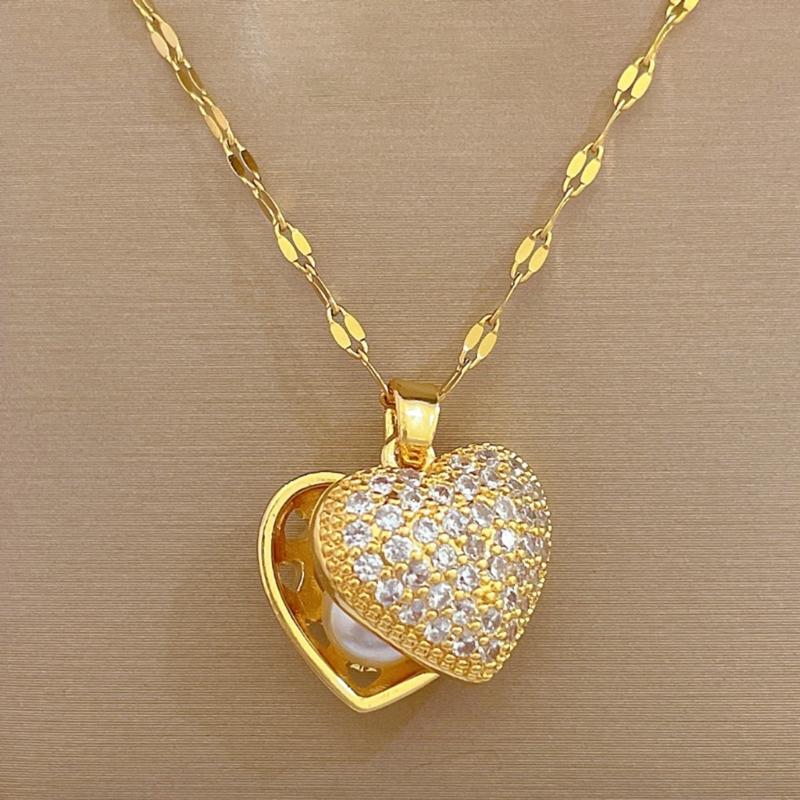 Elegant Pearls and Rhinestones Love Heart Shaped Shells Necklace Pendant with Adjustable Chain for Women Daily Use