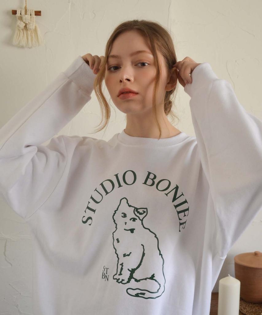 BONIEE [Fleece Lined] Cat Symbol Cat Logo Graphic Oversized Sweatshirt White