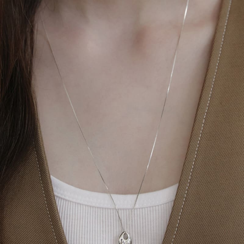 TATIANA (925 Silver) Glim Pebble Long Necklace NZ2430