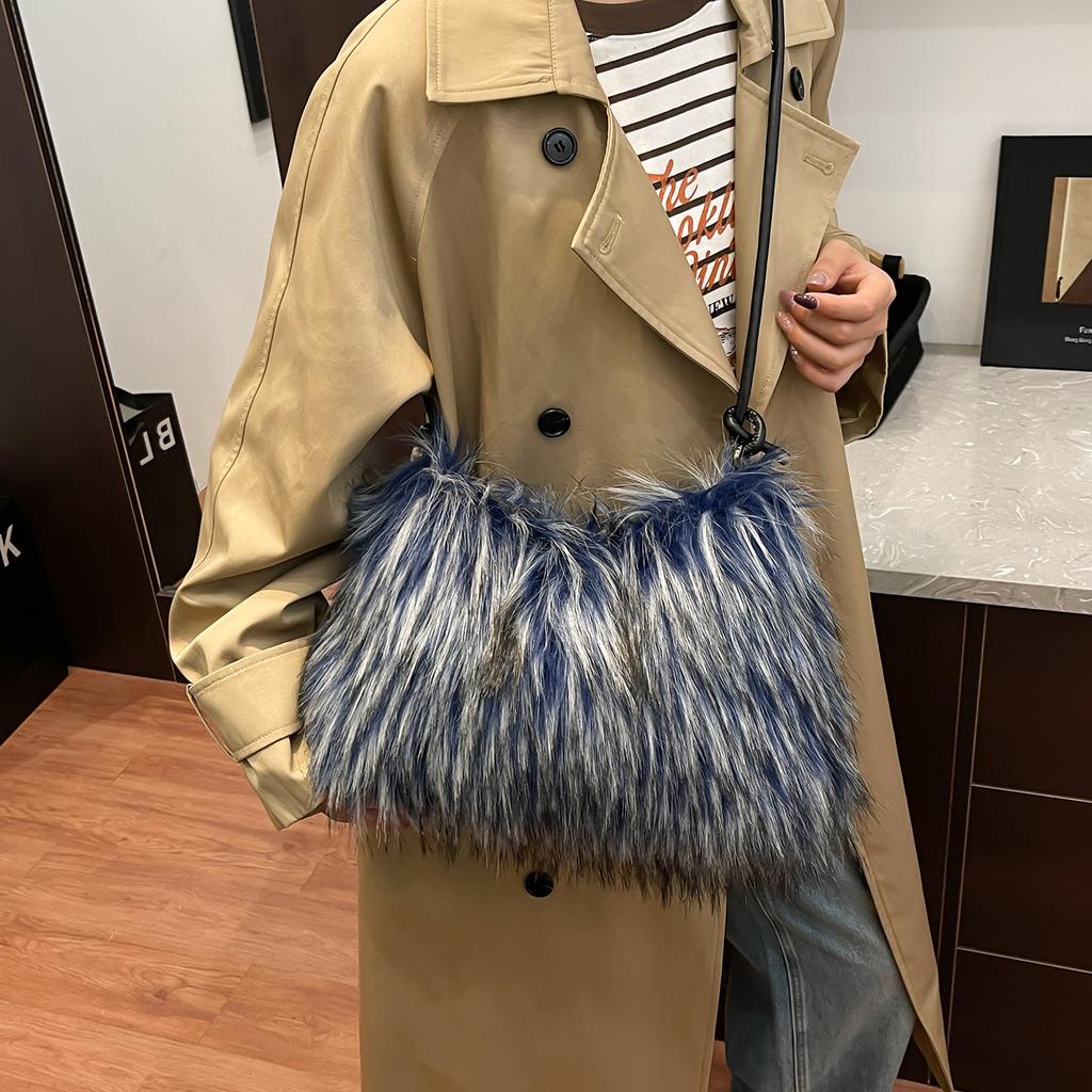 Winter Casual Furry Crossbody Shoulder Bags For Women Solid Color Soft Plush Ladies Clutch Purse Handbags Lightweight Female Hobos Bag