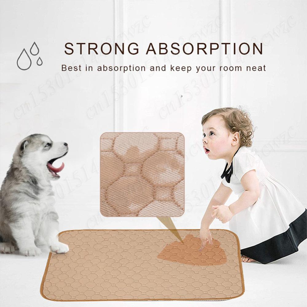 Anti Slip Pet Pee Pad Reusable Dog Urine Mat Absorbent Puppy Cat Training Diaper Mat Highly Absorbent Diaper for Car Seat Cover