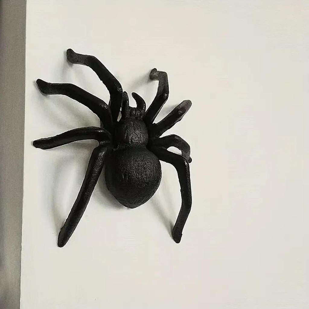 Halloween Spider Figure Gothic Horror Tabletop Ornament Cast Iron Spider Halloween Decoration For Mantel Windowsill Haunted