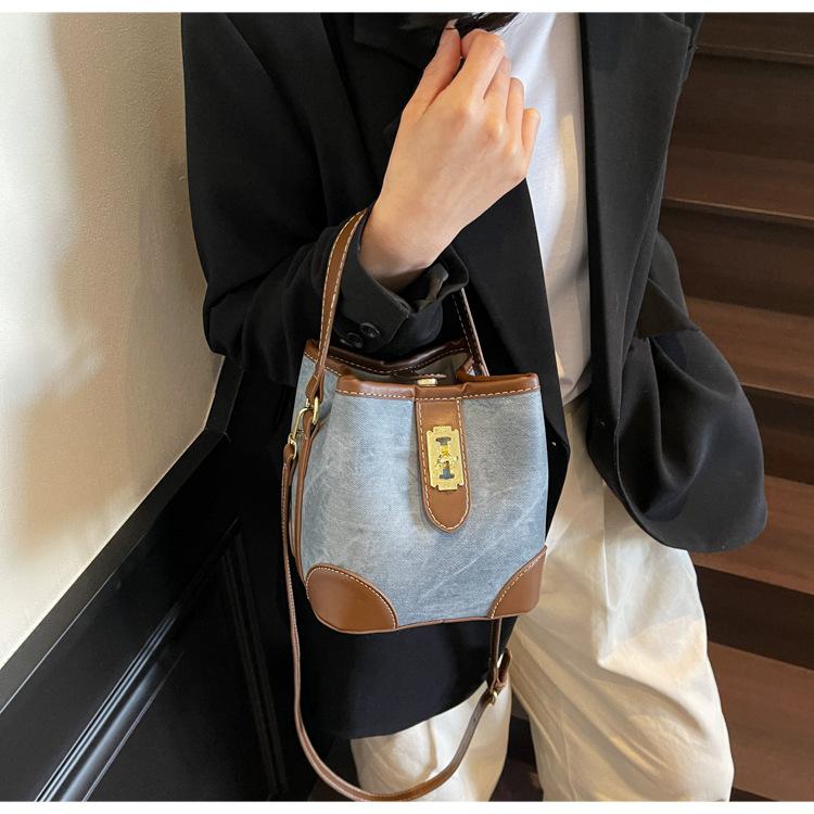 Single shoulder underarm bag popular retro single shoulder underarm bag bucket bag small bag new women's bag fashion