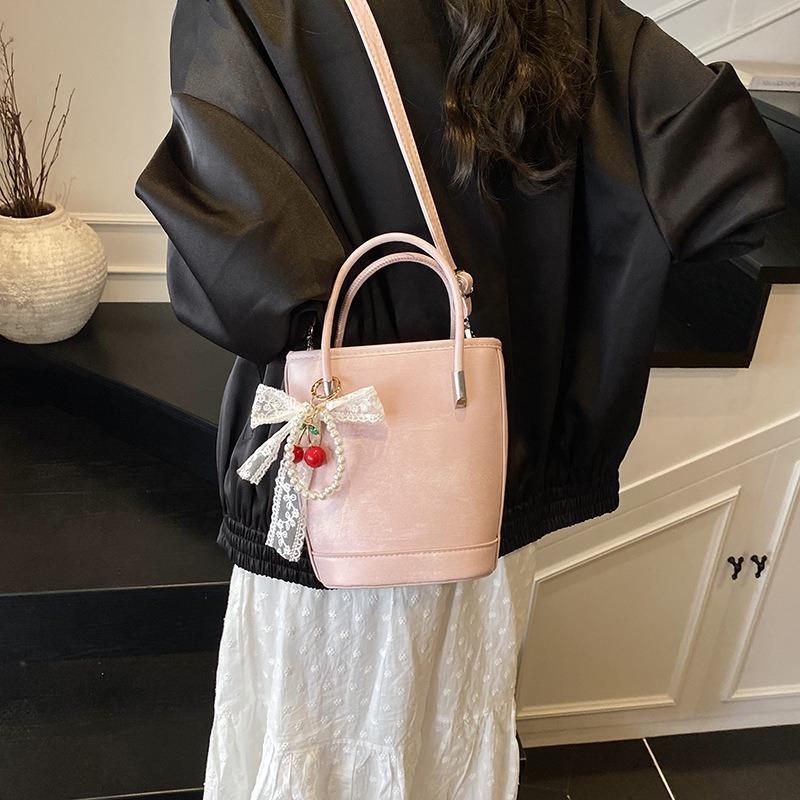 Premium hand bag women's new trendy fashion texture shoulder bag crossbody bucket bag