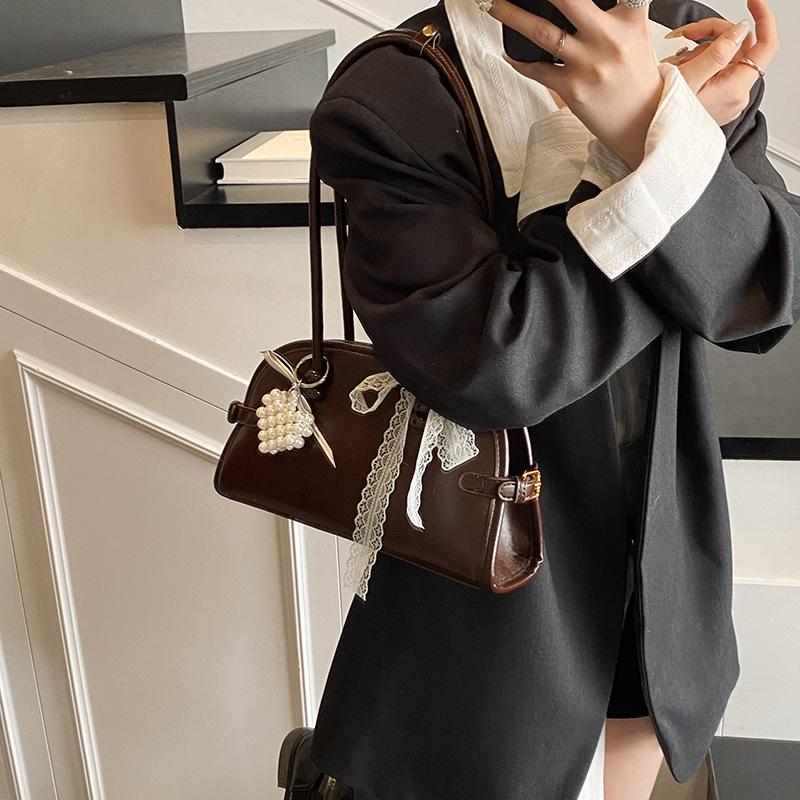 Fashion Shoulder Bag New Fashion Bag Portable Commuter Bag
