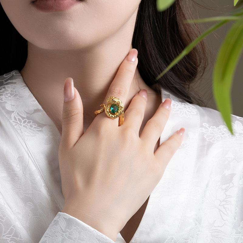 JMXD-trendy Fashion, Ring, Inlaid with Green Zircon Silver-plated Tail Ring Viper Magic Wind