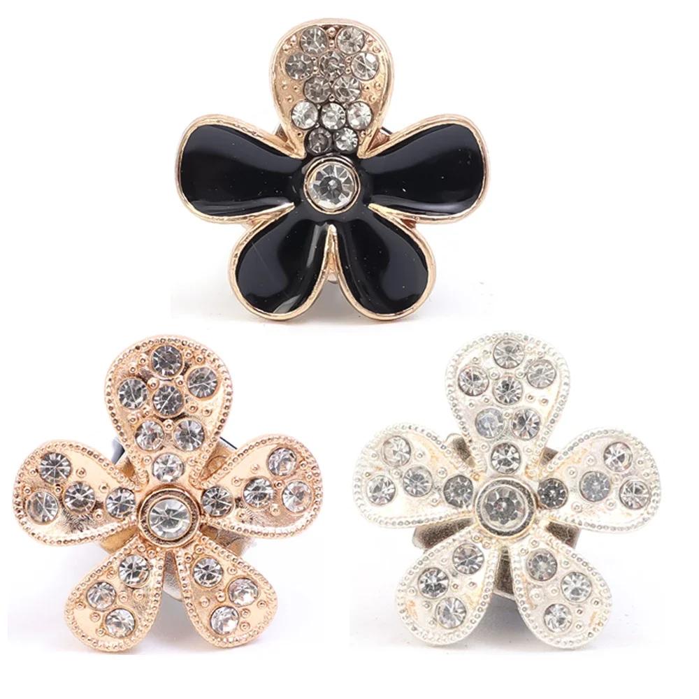 Car Air Outlet Decorative Clip Automatic Five Petal Imitation Diamond Flower Clip Car Interior Vent DIY Decoration Accessories