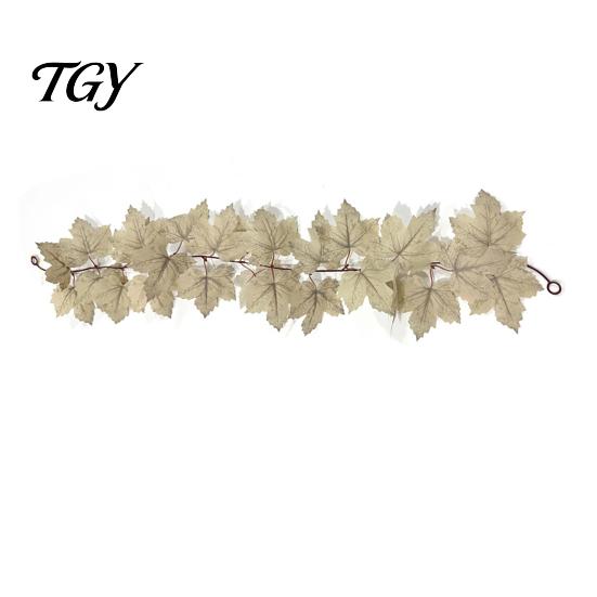 Artificial Plant Decor Fall Maple Leaf Garland, 3.3FT Bendable Autumn Foliage Vine, Theme Props for Thanksgiving Halloween Indoor Outdoor Home Mantle