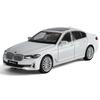 1:24 530Li Luxury Car Alloy Model Diecast Car Toys Doors Opened Sound Light Pull Back Miniature Vehice Ornament kids Gift