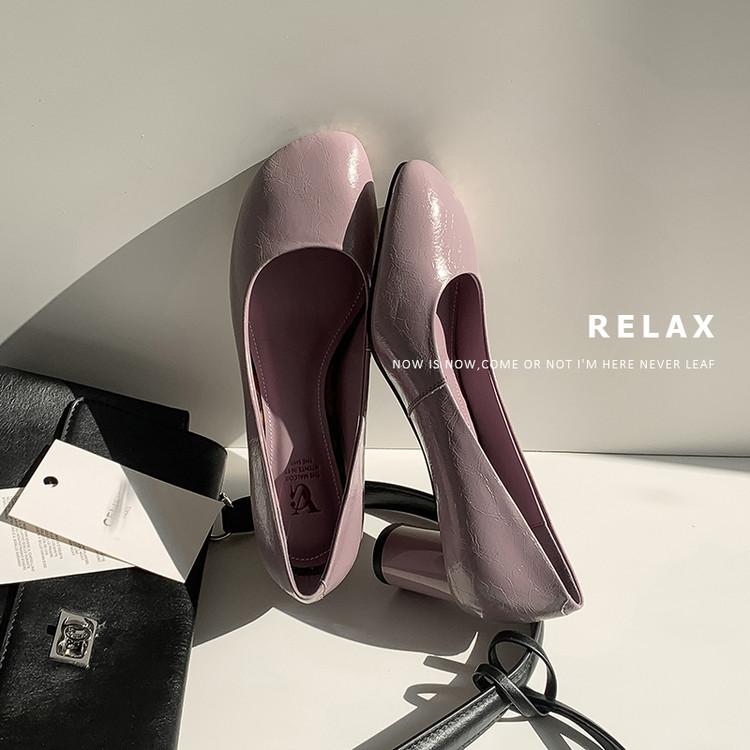 Xiaohong Explosion Recommendation~ Niche Design Commuting Temperament Thick Heel High Heels Candy Color 5cm Leather Single Shoes Women