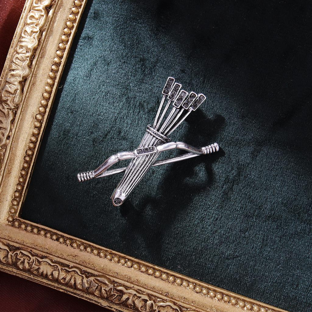 Vintage Persönlichkeit Männer Pfeil und Bogen Brosche Metall Abzeichen Zubehör Pfeil Barrel Öl Tropfen Pin Dominierenden Anzug Corsage
