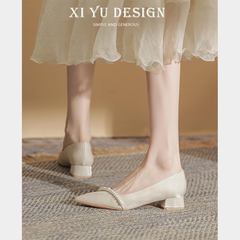 Apricot thick heel single shoes femininity socialite bridesmaid high heels women's low heel 3cm main wedding dress engagement wedding shoes bride