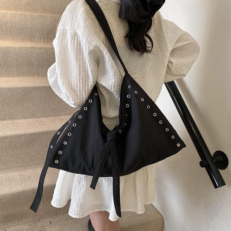 Casual Large-capacity Underarm Bag Women's New Simple Nylon Butote Bag Shoulder Travel Backpack