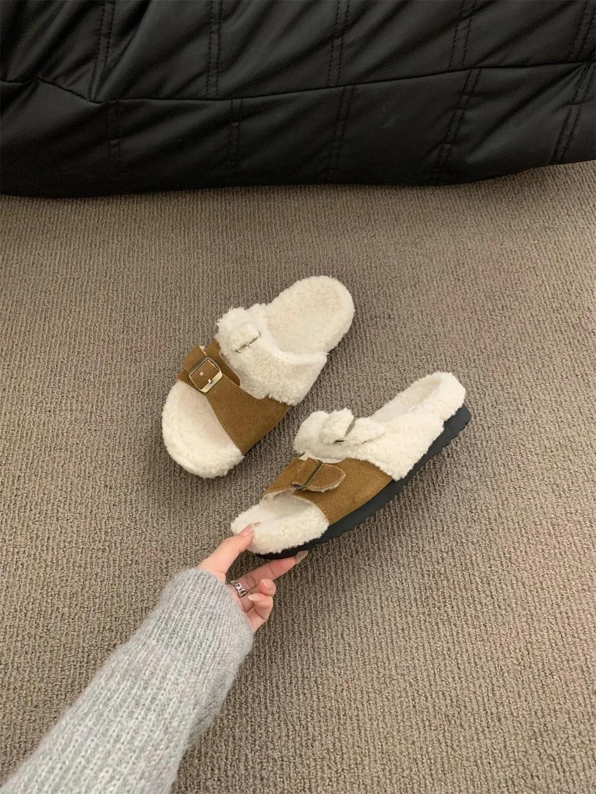 

Fashion Japan and South Korea Thick Sole Belt Buckle Fluffy Slippers Women Wear Matching Retro Buckle Cotton Slippers 35 коричневый
