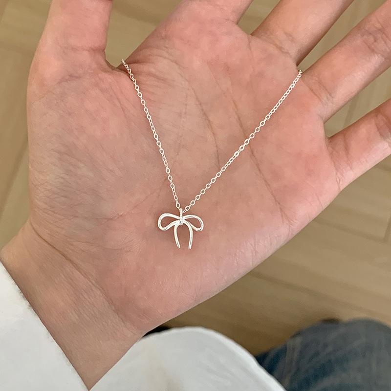 Bow necklace women s irregular niche design sense exquisite simple chic style temperament pendant collarbone chain wholesale