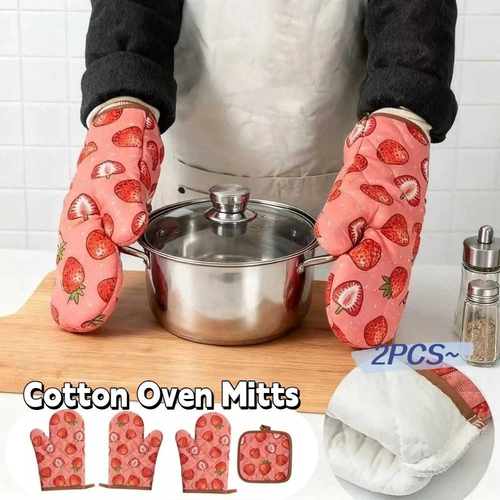 2pcs Heat Resistant Strawberry Baking Gloves Thickened Kitchen Microwave Mittens  Household