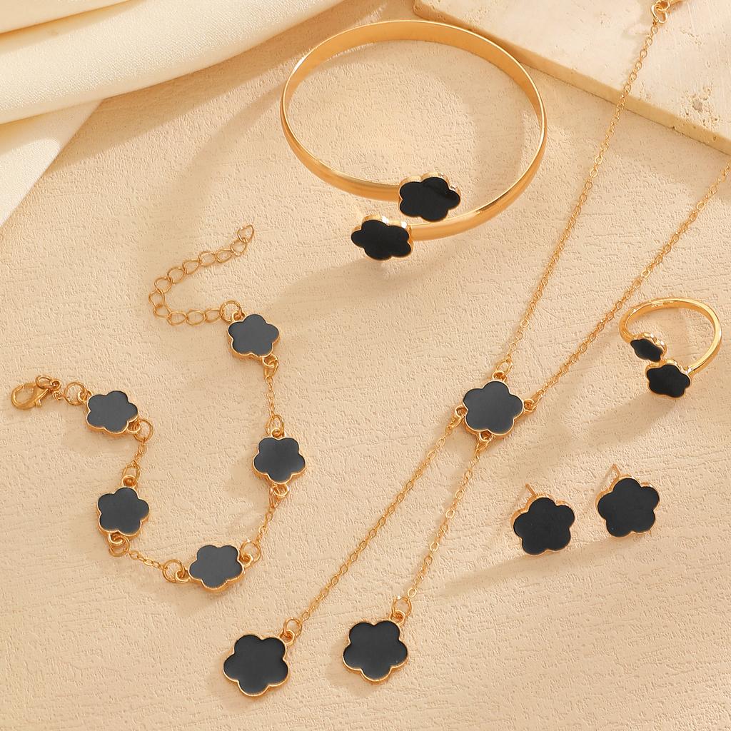 Exquisite Five Leaf Flower Necklace Earrings Bracelet Ring Set for Women Simple Elegant Plum Blossom Jewelry Party Luxury Gifts