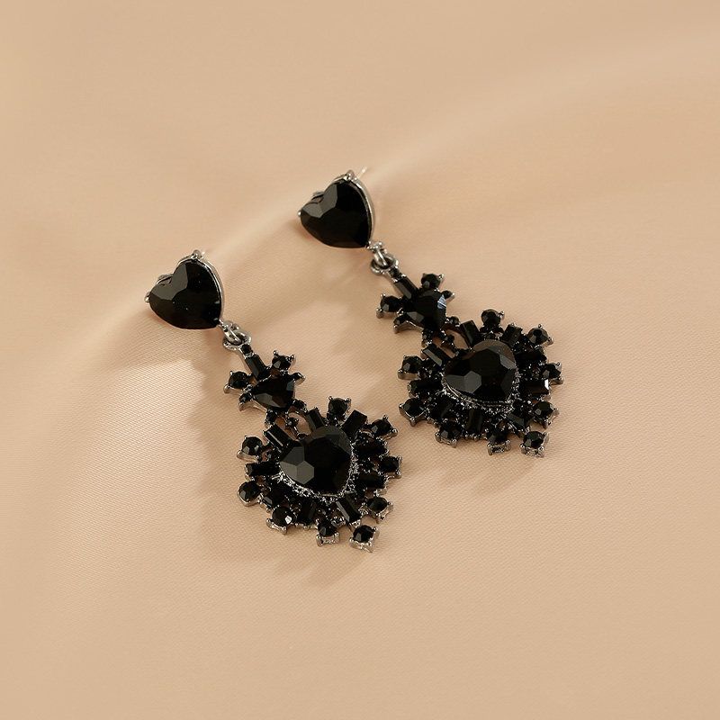 Flower Black Heart-Shaped Women s Exaggerated Heavy-Duty Earrings Black