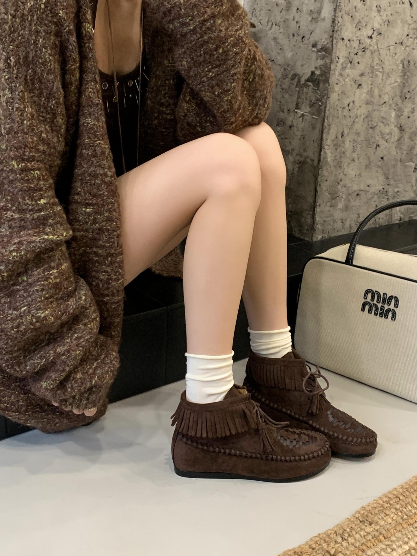 

2025 autumn new retro fringed women s shoes loafers one-pedal flat-soled soft-soled beanie shoes single shoes casual shoes 39