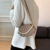 Women Pearl Chain Handbag Fashion Seashells Evening Bag Trendy Shoulder Crossbody Bag Girls All-matching Messenger Bag