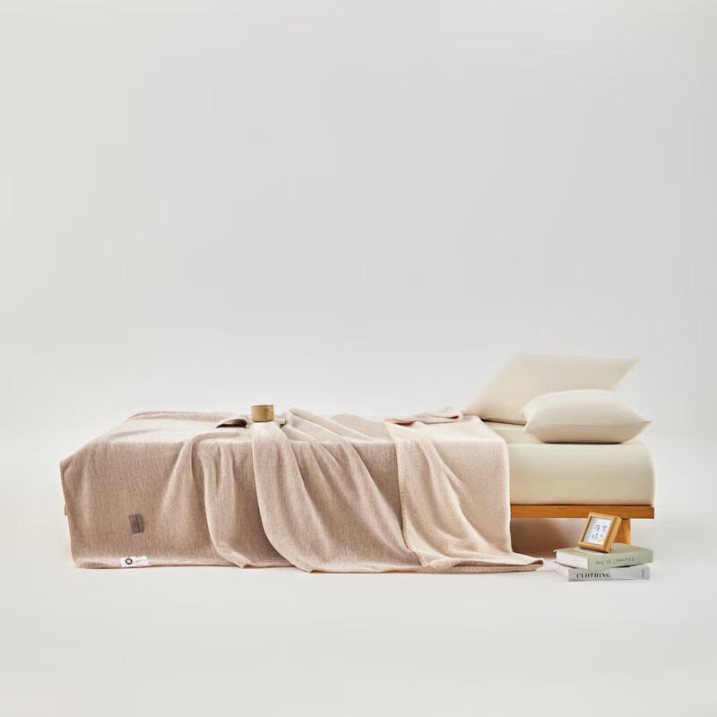 

Muji Four Seasons Lamb Wool Composite Blanket