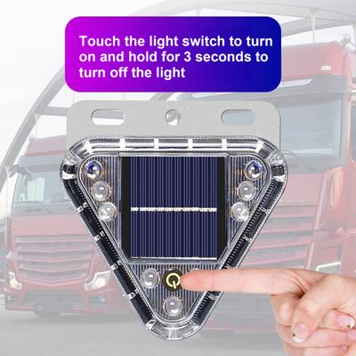 Feu d'avertissement solaire triangulaire, modes réglables, étanche, LED clignotante super brillante, feu arrière de véhicule, remorque, camion, feu d'avertissement de sécurité