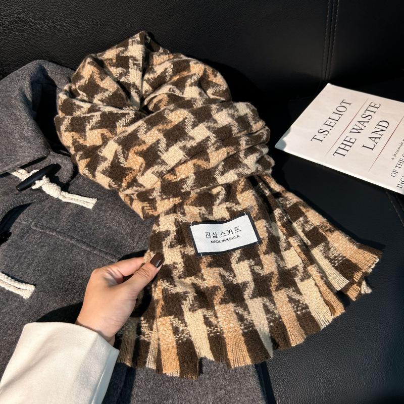 High-End Plaid Shawl for Women - 2025 Autumn/Winter Korean Style Thickened Imitation Cashmere Scarf