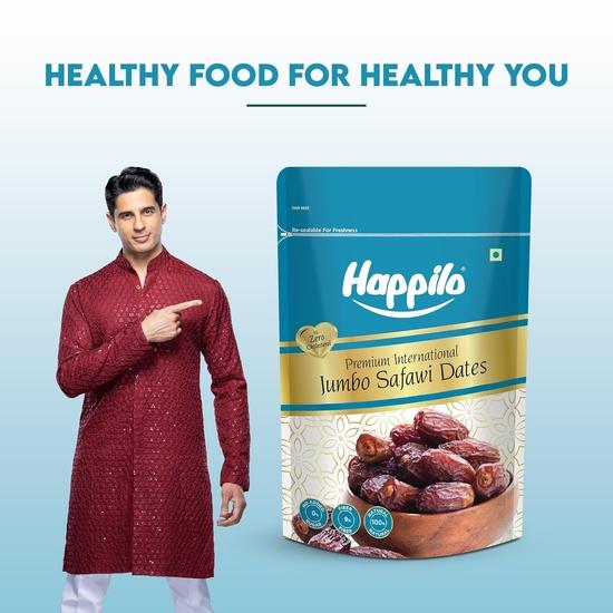 Happilo Safawi Jumbo Dates 200g, Rich In Iron, Antixidants, Fiber and Vitamin, Chewy Texture, Natural Sweetness, No Added Preservatives