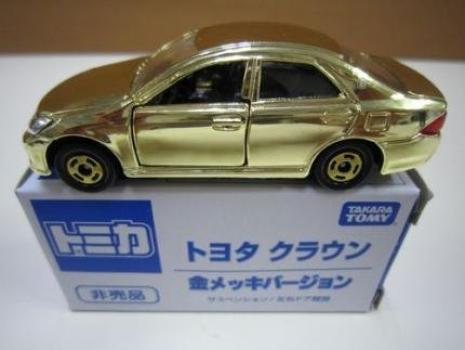 

Tomica Toyota Crown not for [Gold-plated version, sale]