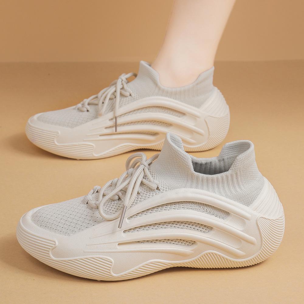 

Flying shoes women s 2025 summer new mesh breathable versatile casual shoes soft-soled running shoes 41
