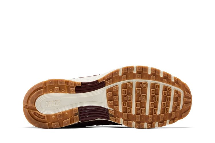 Nike P-6000 SE Dark Pony Metallic Gold
