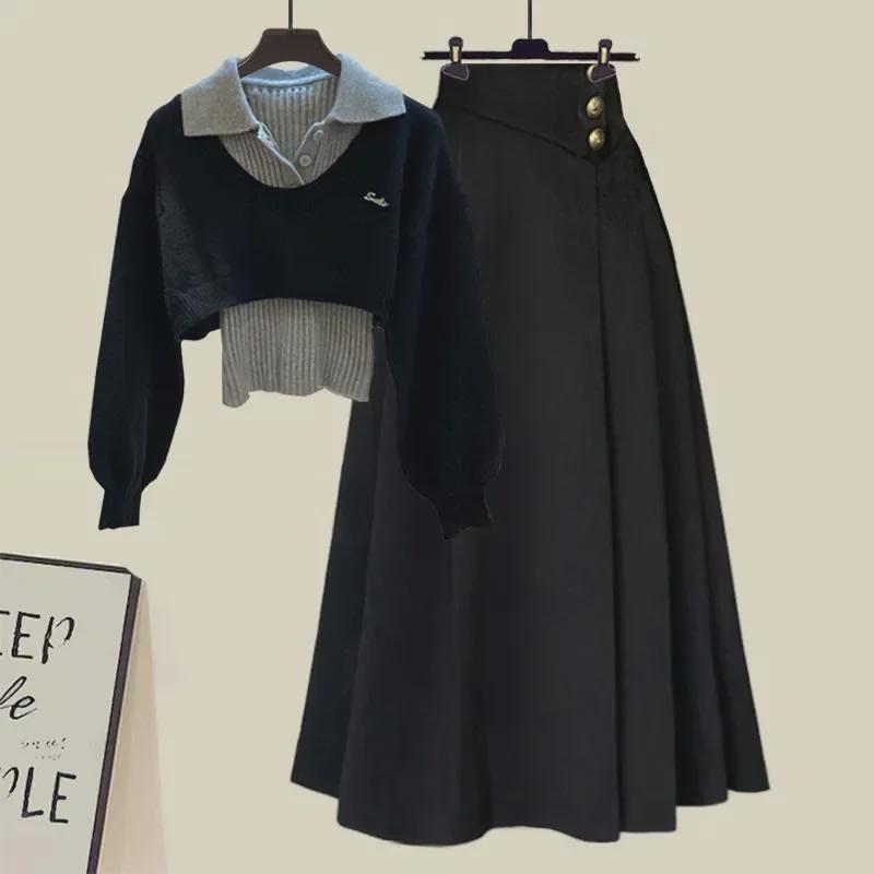 "Frühjahr 2025 Damenmode: Anti-Aging-Set aus lockerem Pullover und Swingrock"