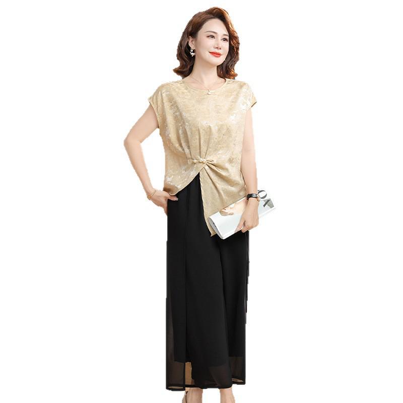 Elegant Summer Short-Sleeve Two-Piece Set for Middle-Aged and Elderly Women