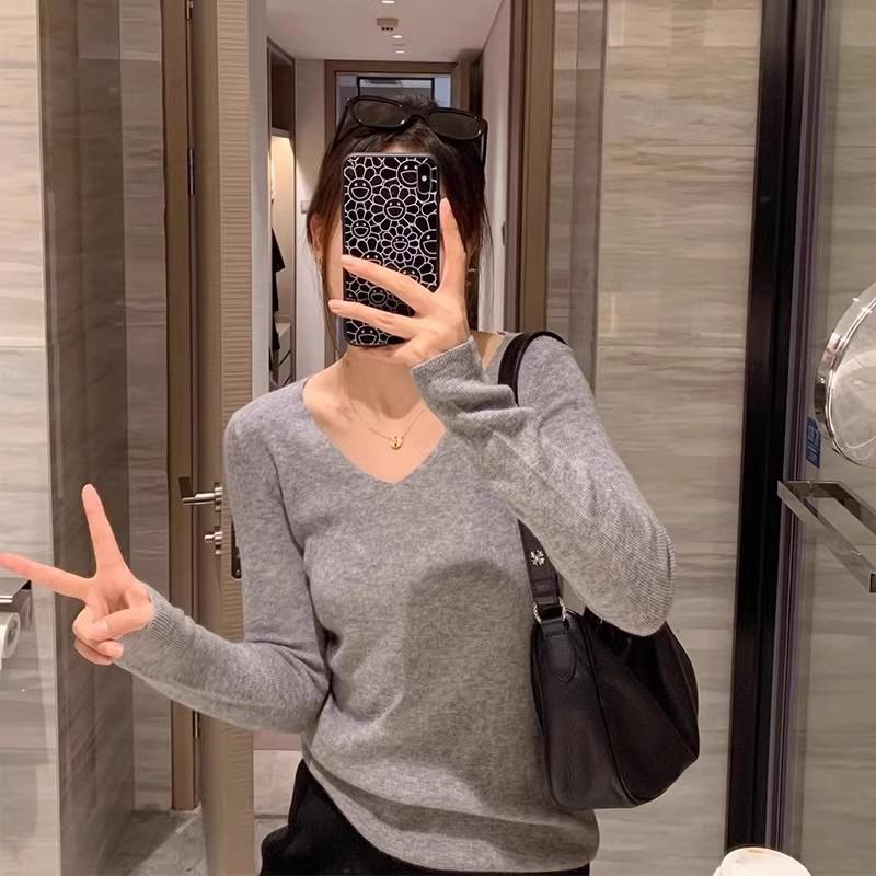 White v-neck sweater bottoming shirt women's spring and autumn new thin inner sweater autumn and winter low-necked knitted top