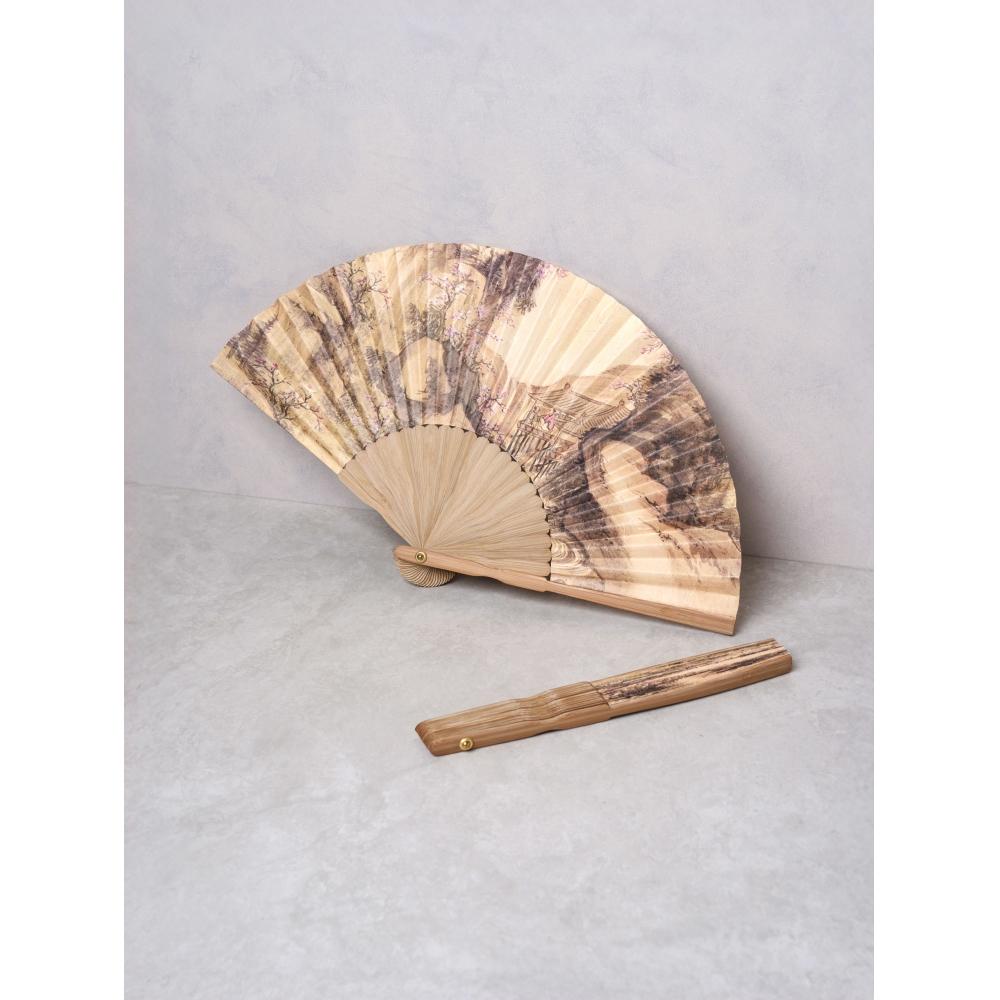 

Складной веер Daiso Bamboo 27 см с изображением пейзажа