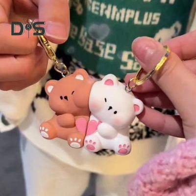 1 paio di portachiavi con ciondolo a forma di orso dei cartoni animati, tema abbraccio, portachiavi con design magnetico, portachiavi con decorazione per borsa, regalo di compleanno