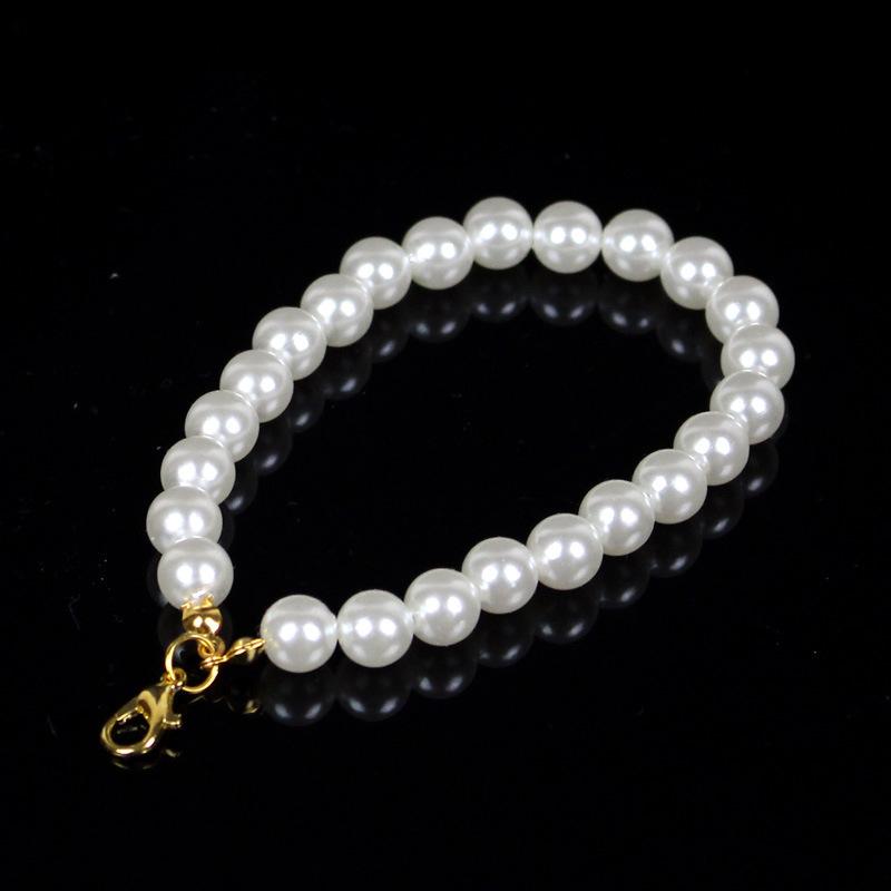 Manufacturer spot supply clothing versatile pearl chain car trailer mobile phone case short URL fashion pendant accessories hairball chain